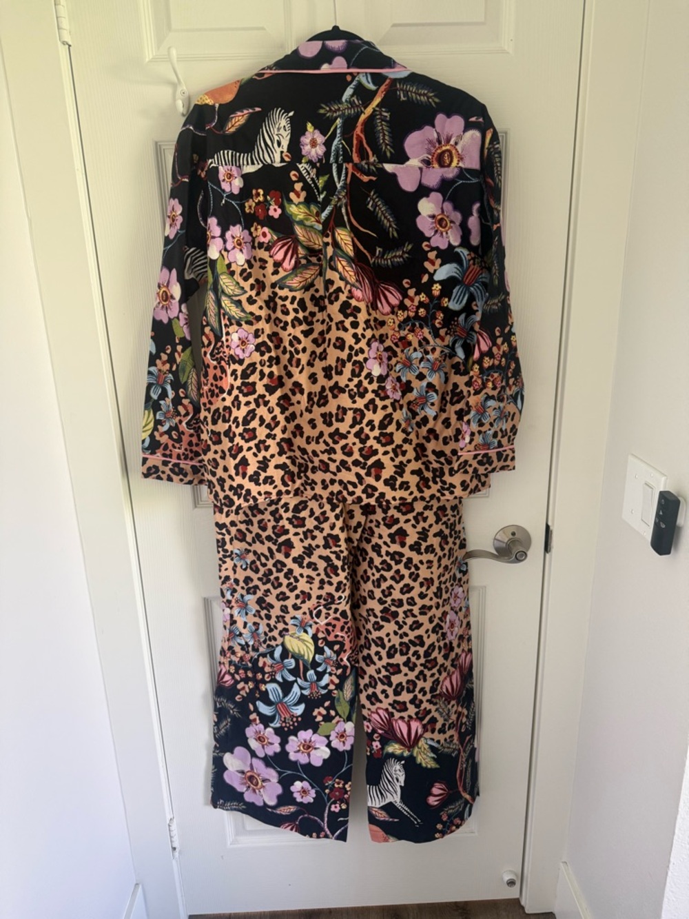 NWT Anthropologie LyreBird Leopard Floral Flannel Pajama Set Small 2-Piece - Picture 9 of 13